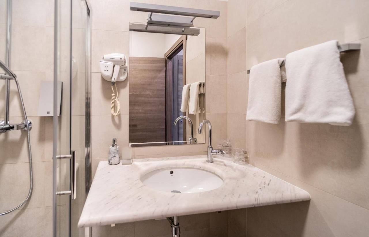 Tifani Luxury Rooms 2 Split Exterior photo
